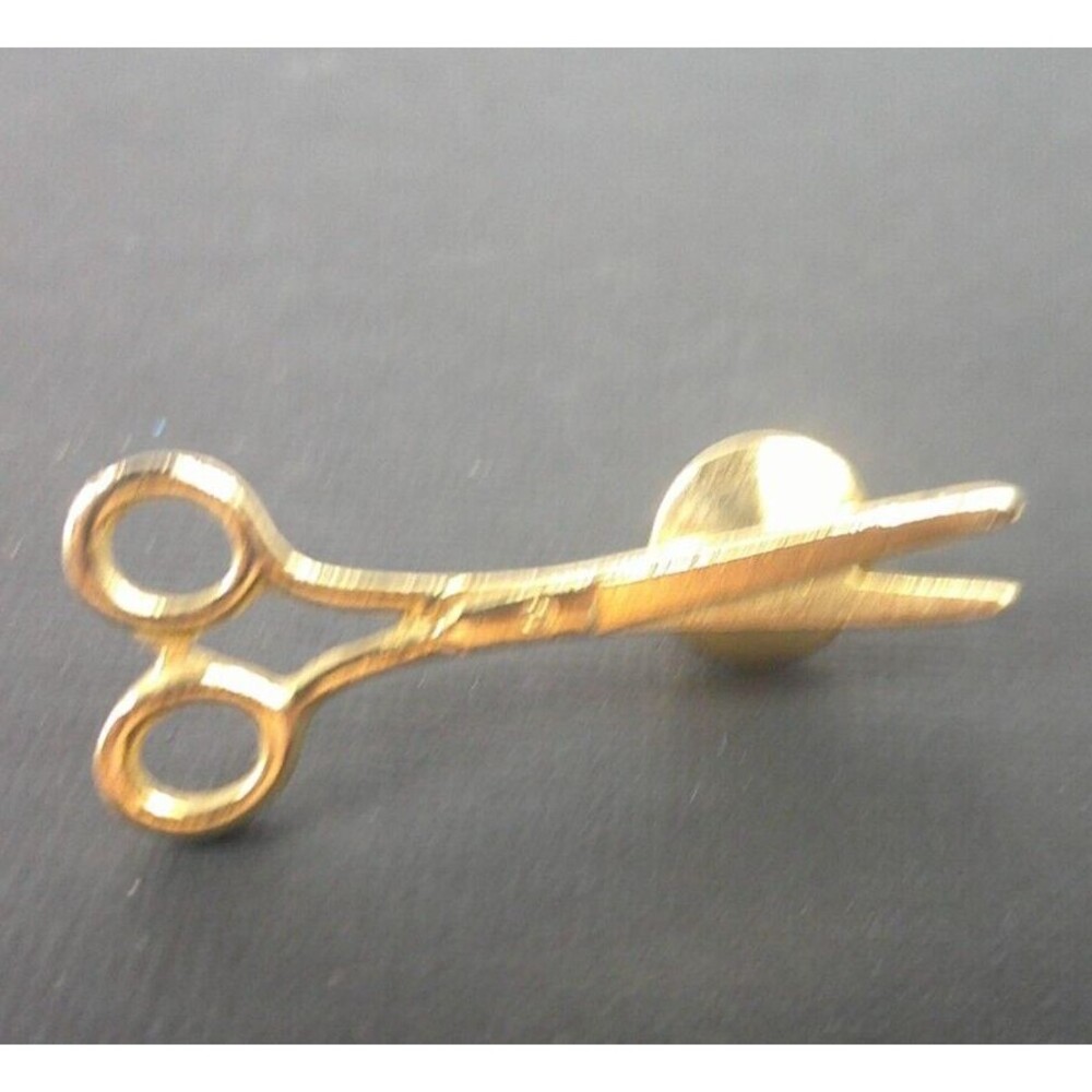 Vintage Scissors Lapel Pin Brooch Gold Tone Jewelry 1.5 Inch Barber Hairdresser